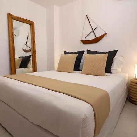 The Nine Graces - Apartement Helia *