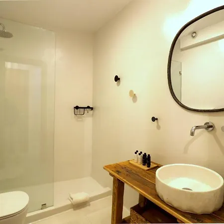 The Nine Graces - Apartement Helia Apartment *